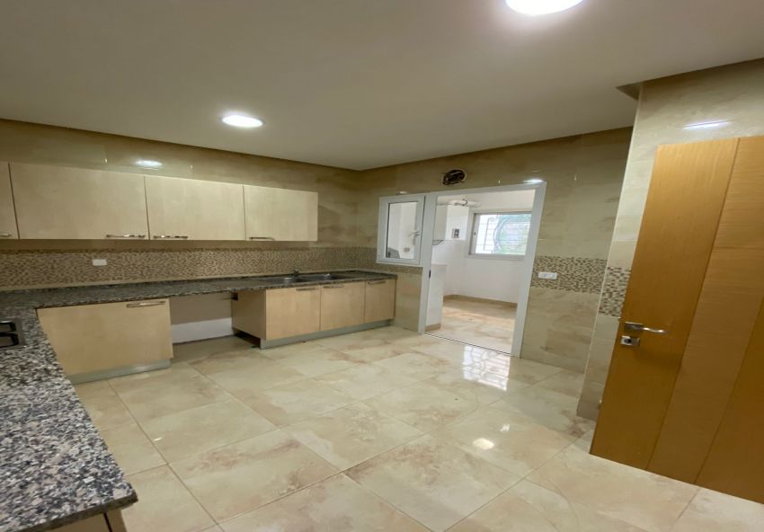 Neuf Appartement s+4 Soukra