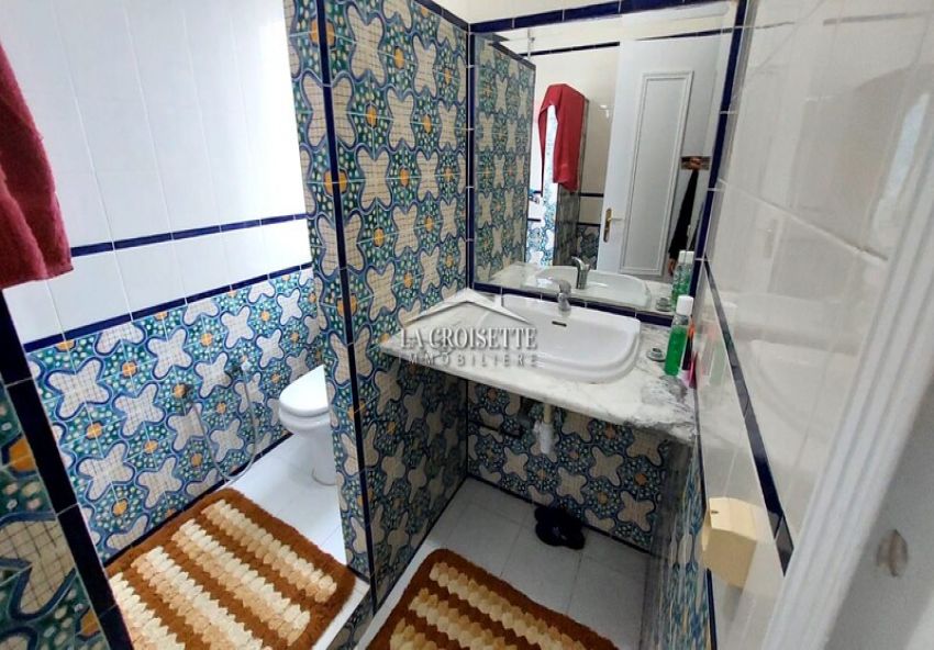 Villa S+5 avec piscine à La Marsa MVL1517