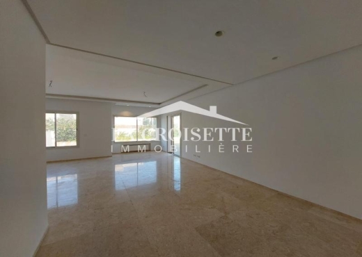 Appartement S+3 à Gammarth