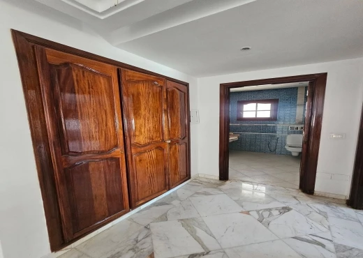 villa À Vendre à TUNIS - 📍 MENZAH 9A : À VENDRE – VILLA DE PRESTIGE - Immobiliere.tn - Photo 6
