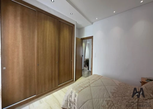 Étage de villa À Vendre à NABEUL - Villa S+3 de 265m² avec garage à L - Immobiliere.tn - Photo 8