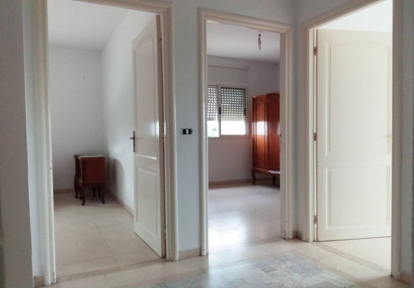 A vendre Appartement S+3 a boumhel derriere carrefour