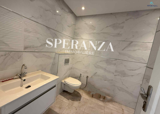 Location Etage de villa Toms S+3