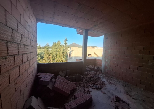 Étage de villa À Vendre à BEN AROUS - Maison d’angle neuve 2025 avec jar - Immobiliere.tn