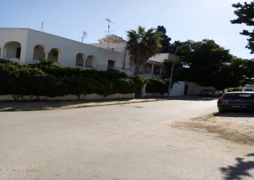 villa À Vendre à TUNIS - A vendre villa à renover Mutuelle ville - Immobiliere.tn - Photo 6