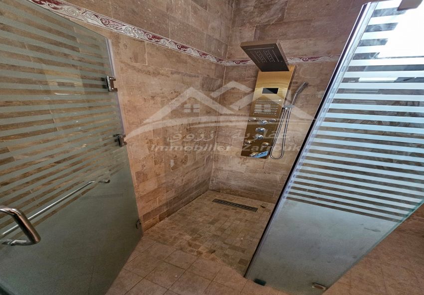 Etage de villa a sidi selem bizertr nord