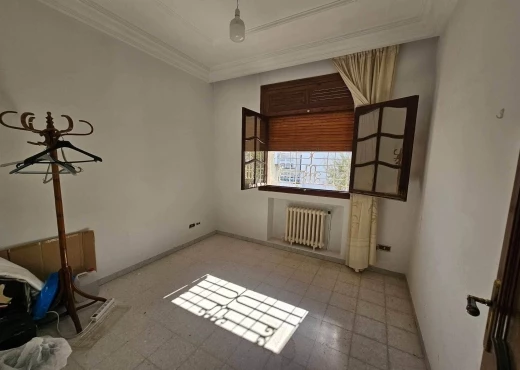 villa À Vendre à TUNIS - À VENDRE UNE VILLA A MITUELLE VILLE - Immobiliere.tn - Photo 3
