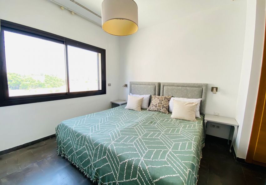 Appartement s+2 meublé la marsa zal3653