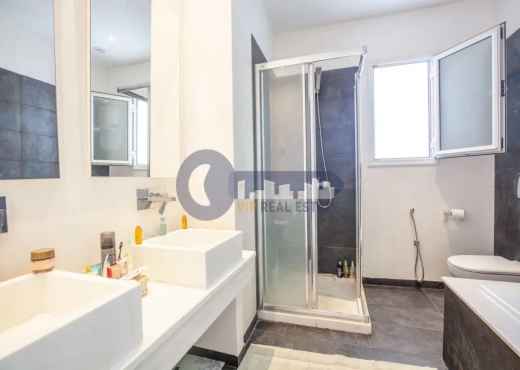 A Vendre Villa S+5 à Gammarth