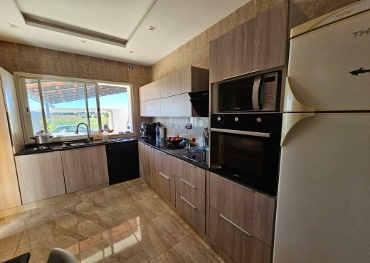 villa À Vendre à ARIANA - 📍𝗕𝗢𝗥𝗝 𝗬𝗢𝗨𝗡𝗘𝗦, 𝗞𝗔𝗟𝗔𝗔𝗧 𝗔𝗡𝗗𝗔𝗟𝗢 - Immobiliere.tn - Photo 8