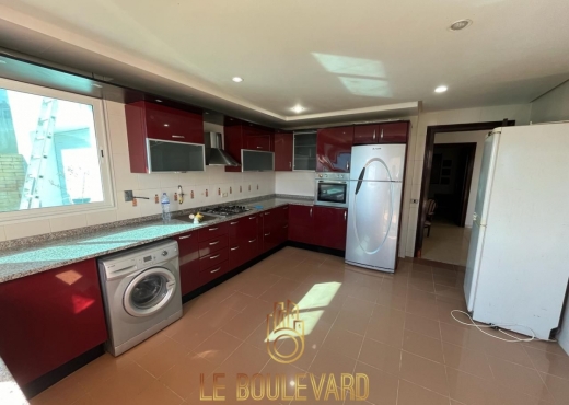 Villa S+3 Avec Piscine