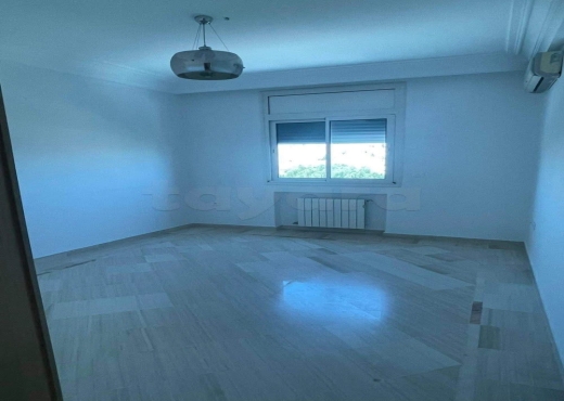 📍ENNASR 1 : APPARTEMENT S+3 A LOU