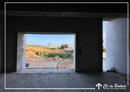 des villas inachevée à rue du parc - la soukra