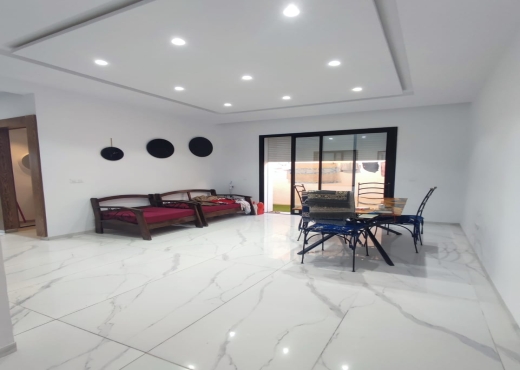 Luxueuse villa avec piscine à Kéli