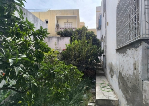 للبيع:ڤيلا في قلب مدينة المكنين