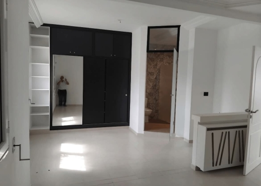 A louer Étage villa S+3 Riadh Anda