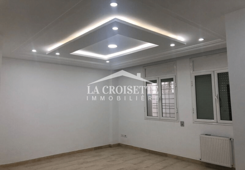Appartement S+3 à L’aouina MAL0843
