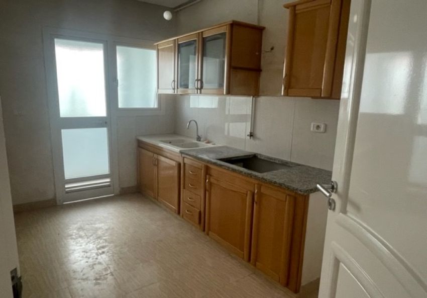 Appart S+2 Luxueux à Vendre aux Jardins d'El Menzah2