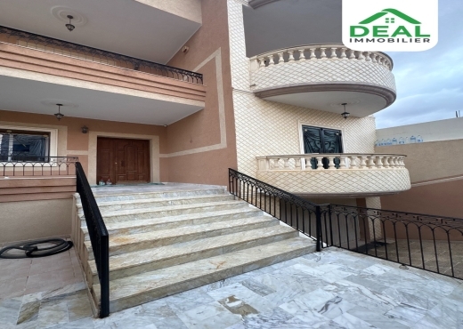 duplex À Vendre à SOUSSE - للبيع فيلا style américain) R+1)  – - Immobiliere.tn - Photo 5