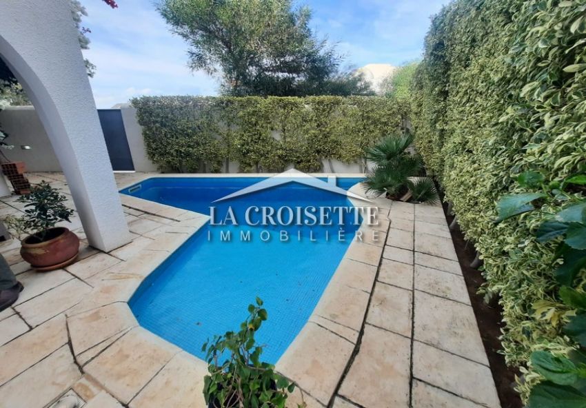 Duplex S+3 avec piscine à Gammarth MDL0571