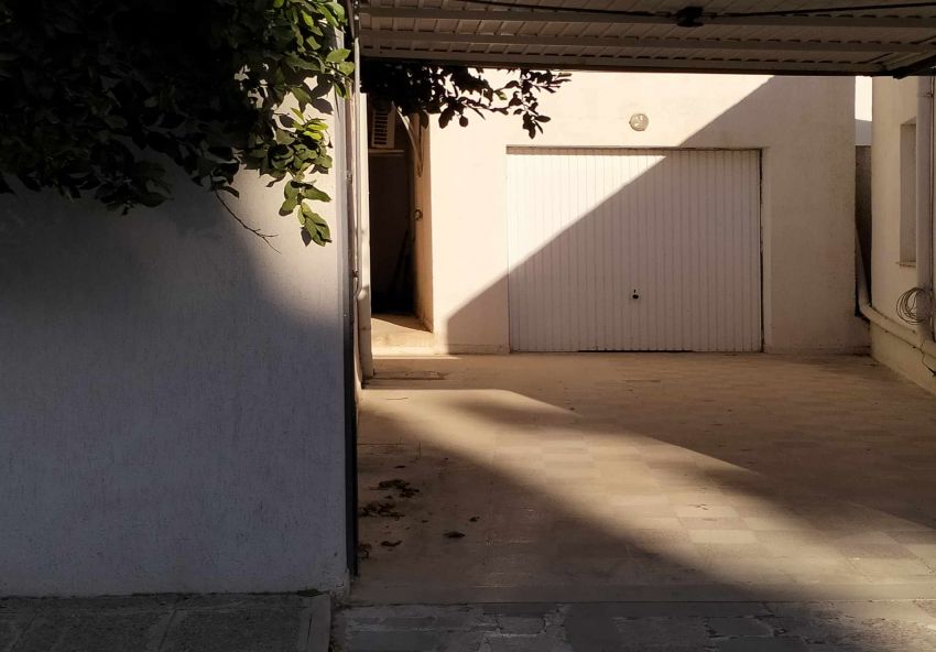 villa  LA Marsa 2 niveaux separer