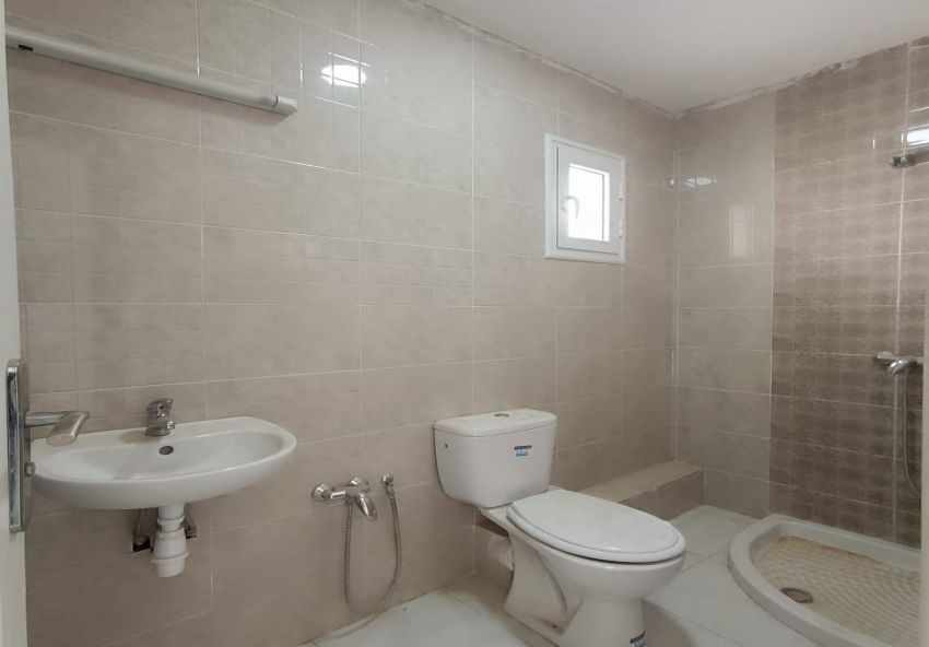 A louer appartement S+3 Route Teniour Sfax