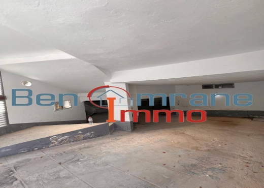 À Louer Dépôt à Raoued