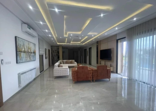maison À Vendre à SOUSSE - Villa avec piscine à RMILA - Immobiliere.tn