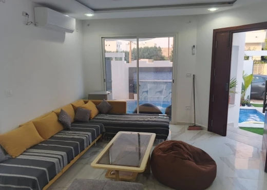 villa À Louer à NABEUL - 𝐋𝐨𝐜𝐚𝐭𝐢𝐨𝐧 𝐞𝐬𝐭𝐢𝐯𝐚𝐥𝐞 à Dar Allouche - Immobiliere.tn - Photo 4