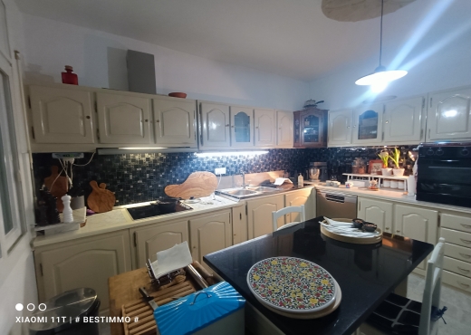A vendre villa avec piscine