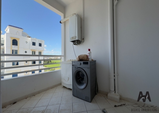 Appartement S+3 vide à Mrezga