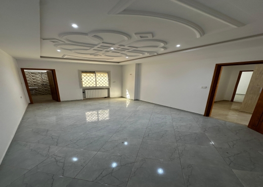 À vendre  Villa sur deux niveaux