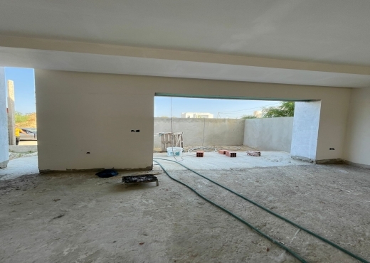 Villa inachevée à La Soukra Parc