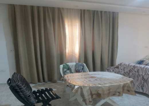 À VENDRE : MAISON INDÉPENDANTE + TERRAIN + GARAGE