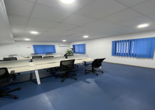 Bureau en 520m² à louer au CUN