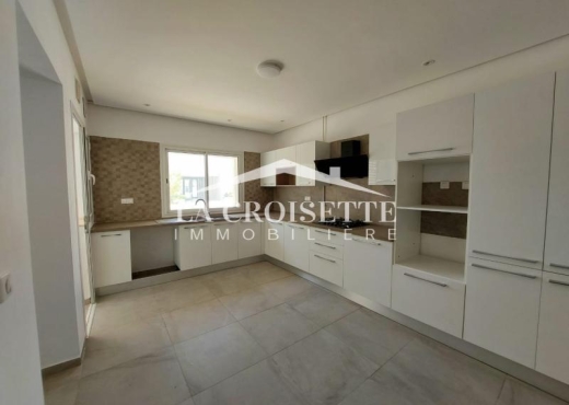 Appartement S+3 à Gammarth