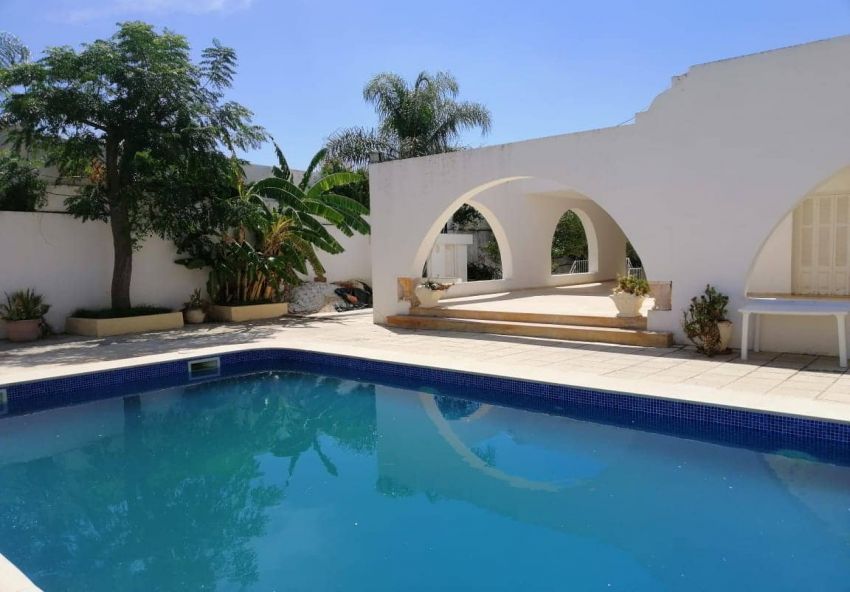 villa  S+6 Choutrana 3  vente Flash terrain  1890 m