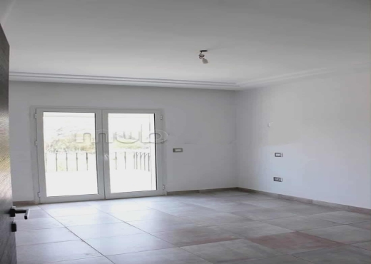 A Vendre Appart S+4 Chotrana