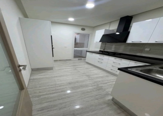 📍 ENNASR 2 : APPARTEMENT S+2 HAUT