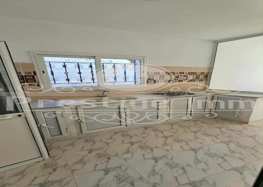 spacieux rez de chaussée