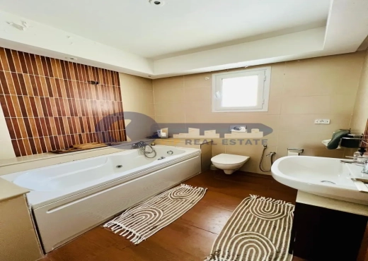 A vendre Appartement S+3 la Marsa