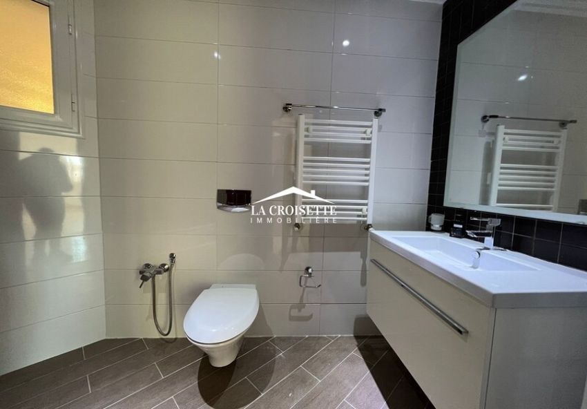 Appartement S+4 avec Chambre de service aux Jardins de Carthge MAL0899