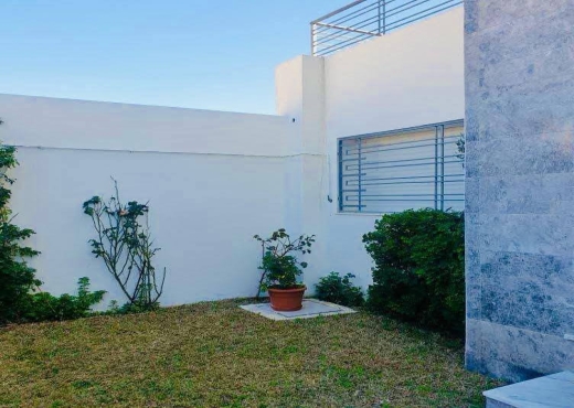 A Vendre Triplex S+4  à Chotrana