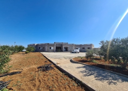 A Vendre ferme avec Villa à Sidi Thabet