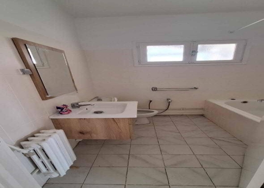 📍MENZAH 9 : APPARTEMENT S+3 A LOU