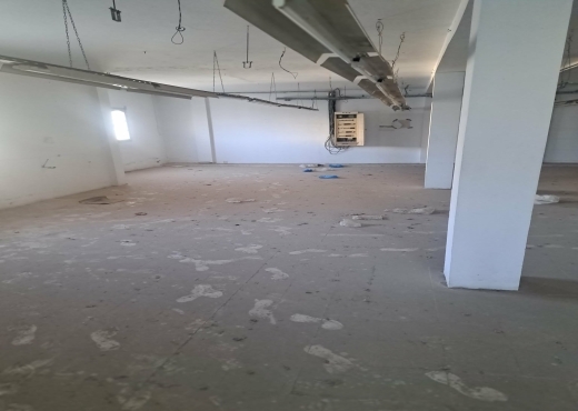 A Louer Local Commercial Borj Louzir