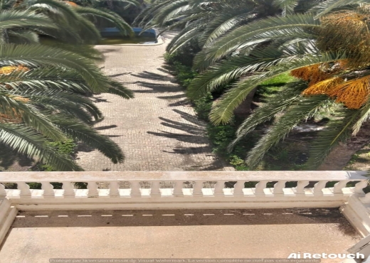 VENTE: VILLA Avec Piscine-Kantaoui