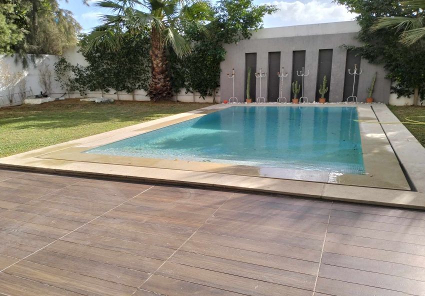 villa prestige   5 Suites 2 salons   Soukra Park
