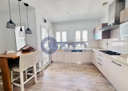 A Vendre Villa S+5 à Gammarth