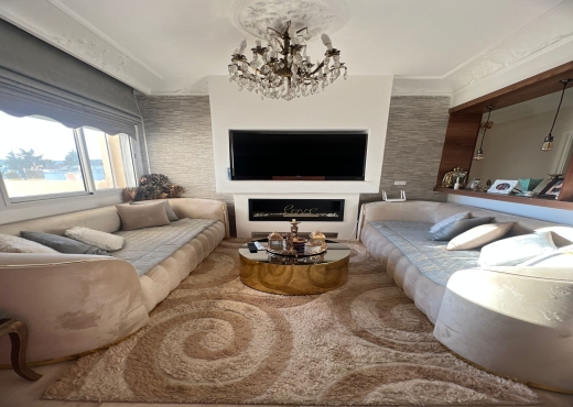 A vendre S+4 a Cité El Ghazela